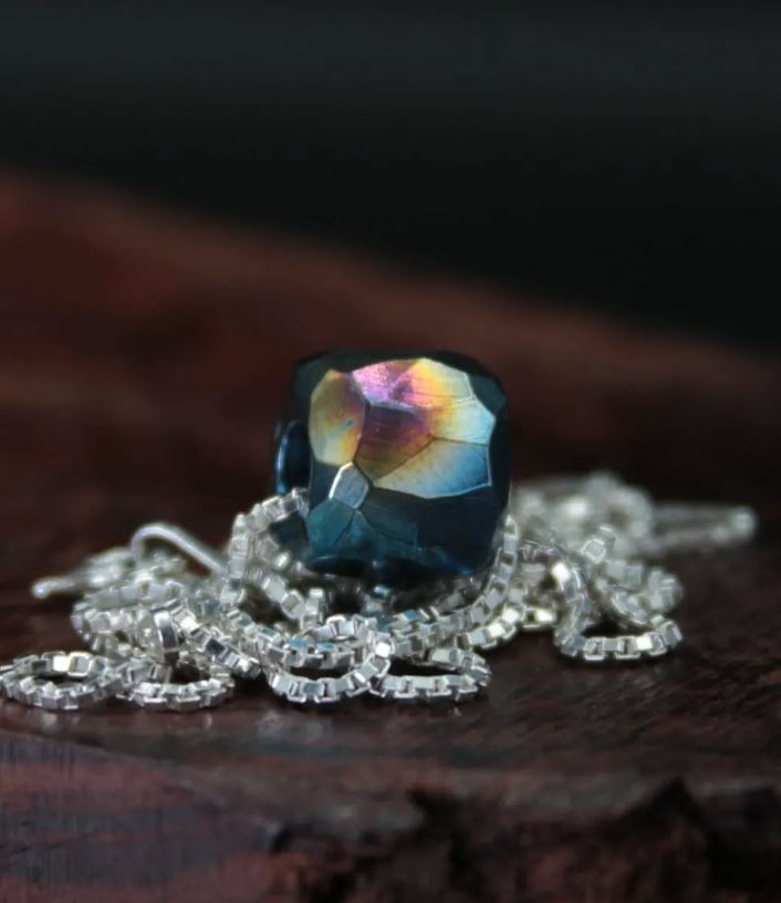 pendant _textured_titanium_rainbow_bead.JPG